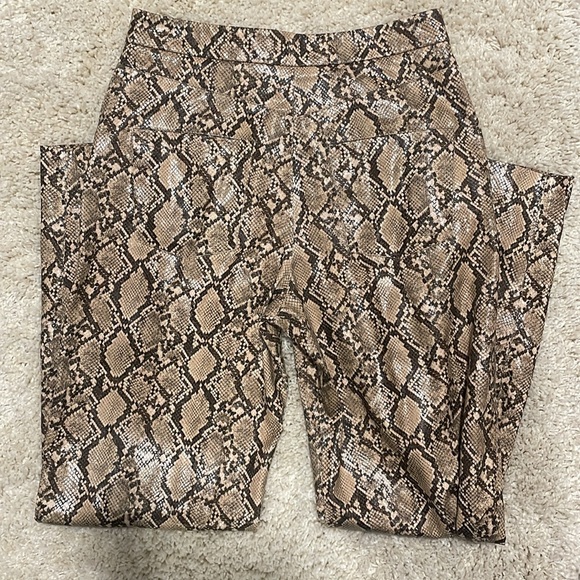 Like new Zara snake print pants - Picture 4 of 5